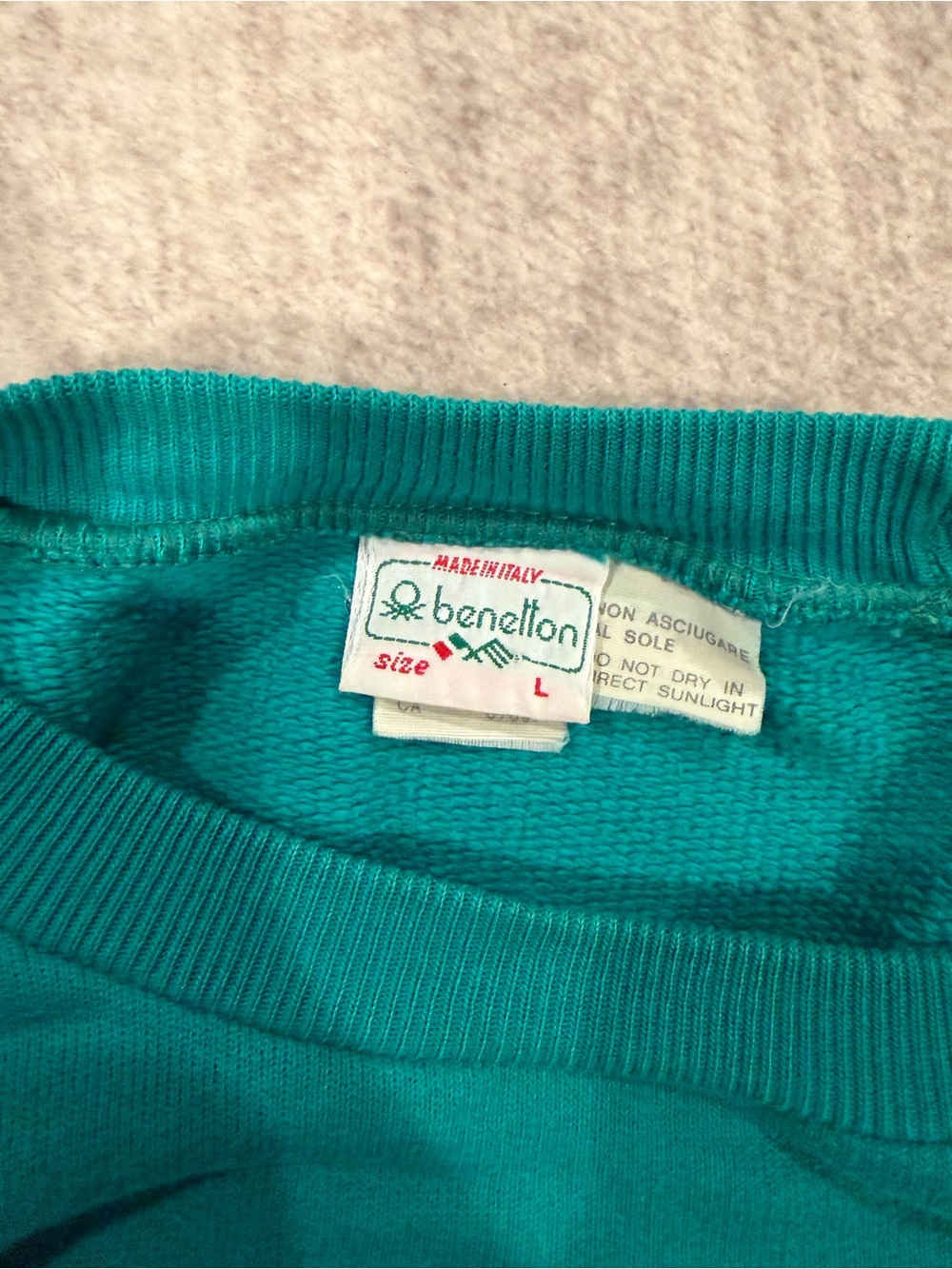 United Colors Of Benetton Vintage Teal Crewneck Sweater with Yellow Logo - Picture 3 of 3